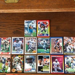 ON HOLD FOR BUYER 26 Barry Sanders Football Cards